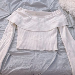 White off-the-shoulder Sweater